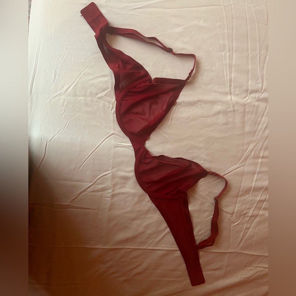 Cuup 36c mesh red bra